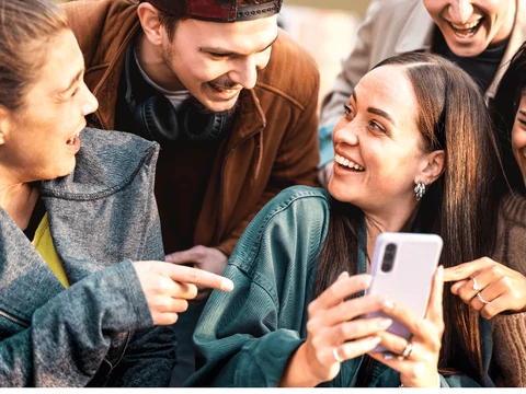 Ezek voltak 2025 legjobb középkategóriás telefonjai